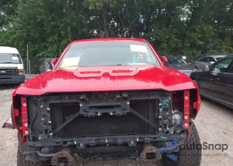 2018 Chevrolet Silverado 1500 1Lt z USA, uszkodzony, nr VIN 1GCVKREH8JZ308405